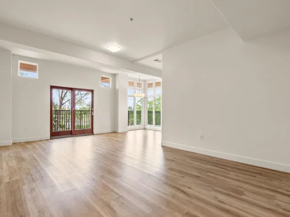 200 Sheridan Ave APT 304, Palo Alto, CA 94306