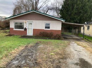 2020 Oak St, Kenova, WV 25530
