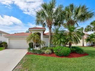 1551 S Club Dr, Wellington, FL 33414