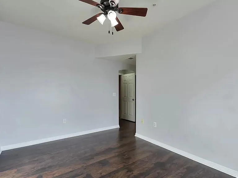 165 W Albion Village Way S #301 — Photo 8
