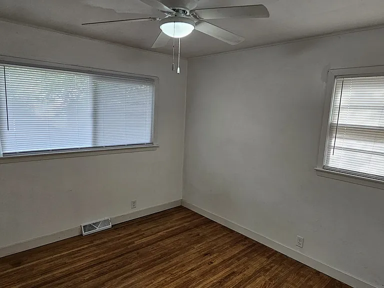 8325 E Indianapolis St — Photo 14