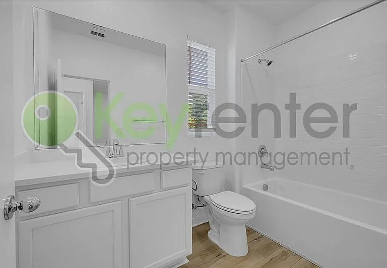 5301 E Commerce Way #44104 — Photo 20