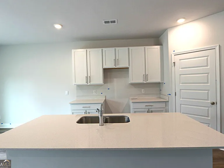 121 Buckeye Rd — Photo 6