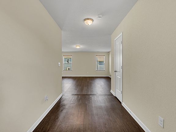 5th image of 209 Kirkside Dr