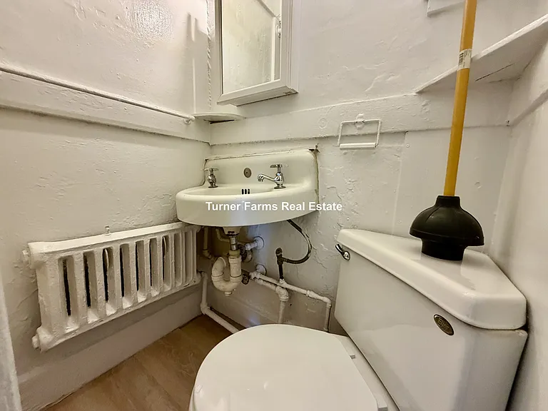 58 Anderson St #7 — Photo 6