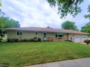 105 N Roan St, Algona, IA 50511