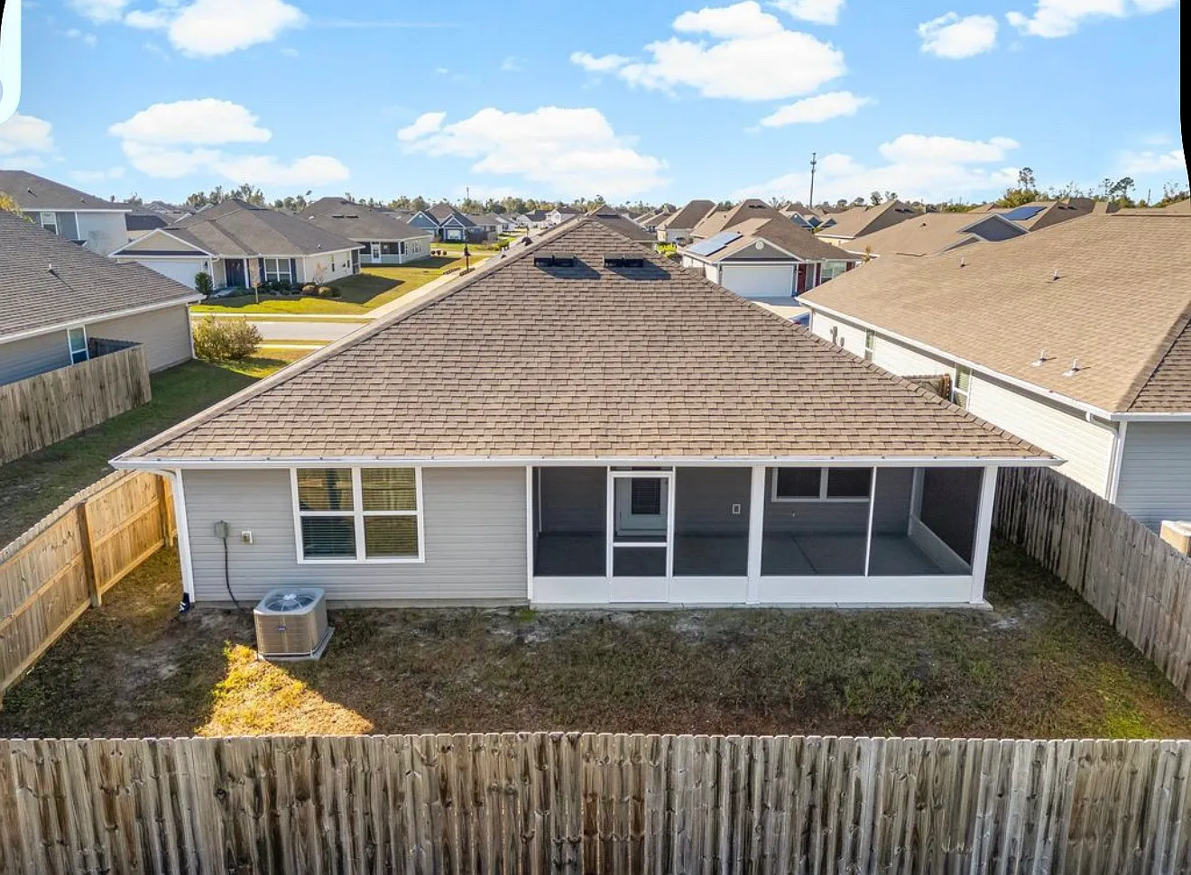 4 bed, 2208 sqft, $2,199 — Photo 4