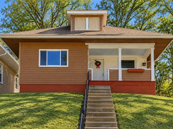 1510 Hiland Ave, Coraopolis, PA 15108