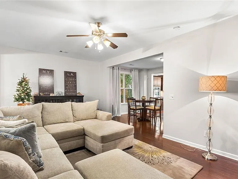 4324 Laurel Creek Ct SE — Photo 13