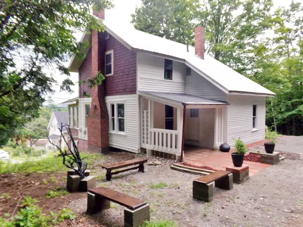 145 Highland Avenue, Newport City, VT 05855
