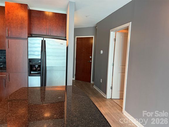 4th image of 210 N Church St Unit 1505