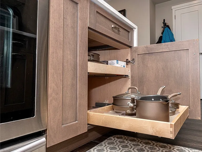 320 Fort Duquesne Blvd #19L — Photo 6