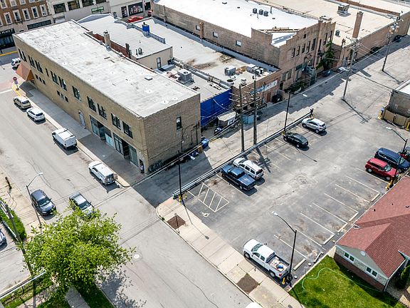 4th image of 13030 Western Ave #11