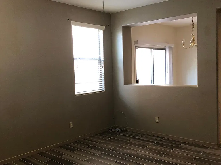 7008 S 7th Ln — Photo 12