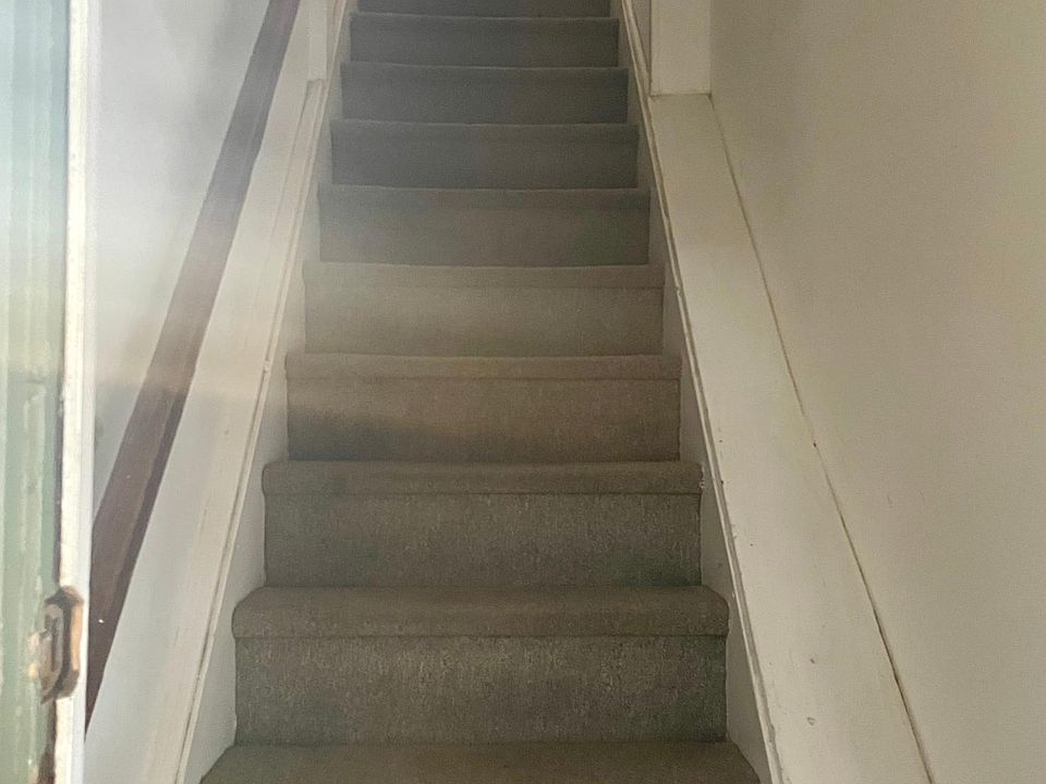 Stairs up to apartment