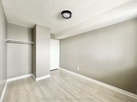 5th image of 126 Bell Farm Rd #414