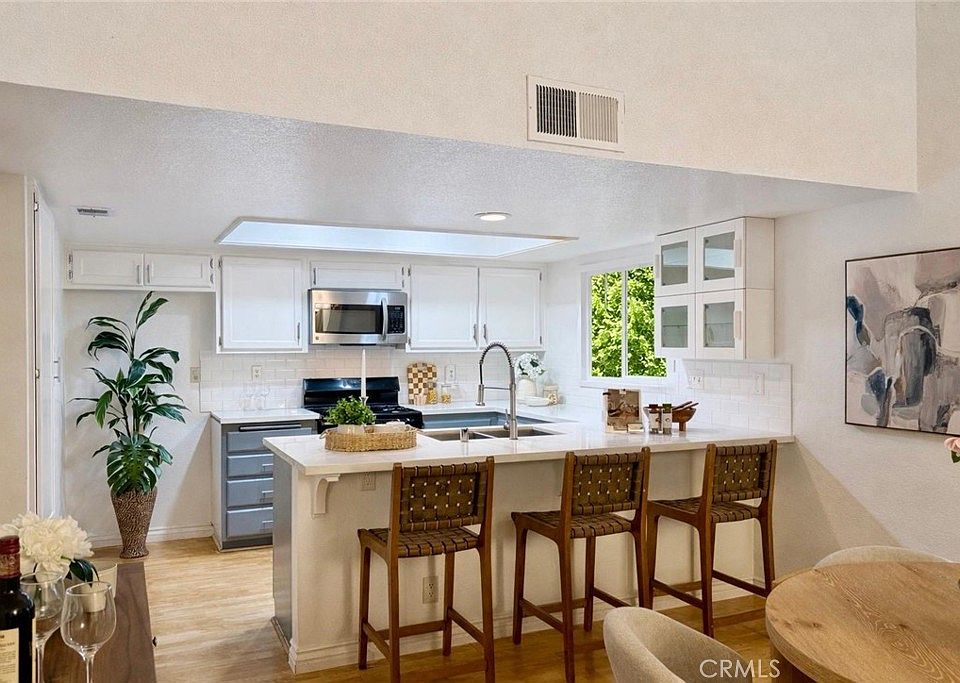 1st image of 2740 Gramercy Ave APT 12