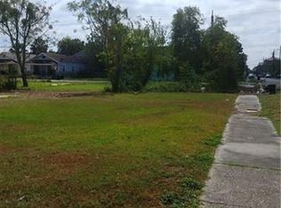 2602 Peace Ct, New Orleans, LA 70117