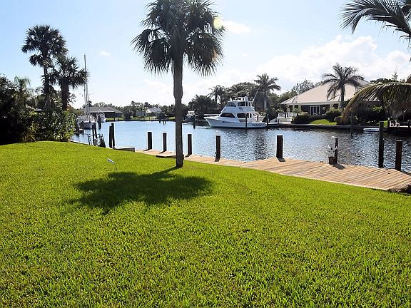 4th image of 885 Bowline Dr