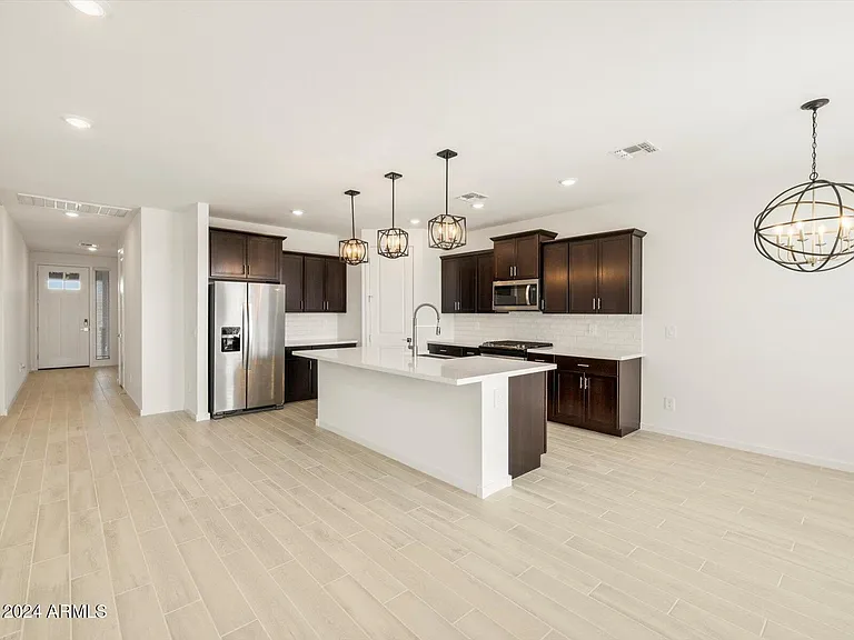 16063 W Desert Spoon Dr — Photo 19