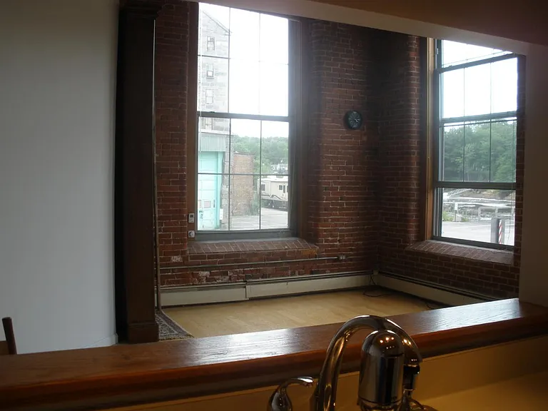 125 Main St #14 — Photo 25