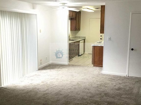 5th image of 2612 Parkway #2612