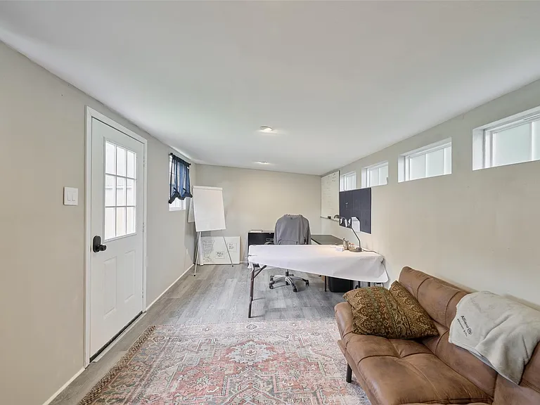 3607 Hickory Hill Ln — Photo 34