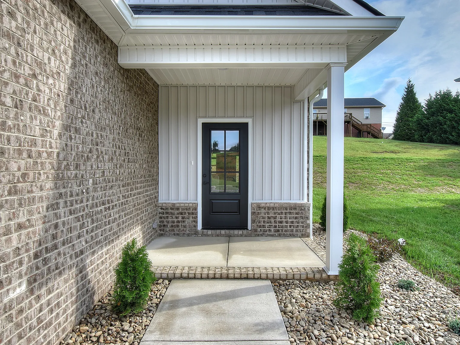 3 bed, 1282 sqft, $2,300 — Photo 4