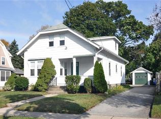 70 Brandon Rd, Cranston, RI 02910