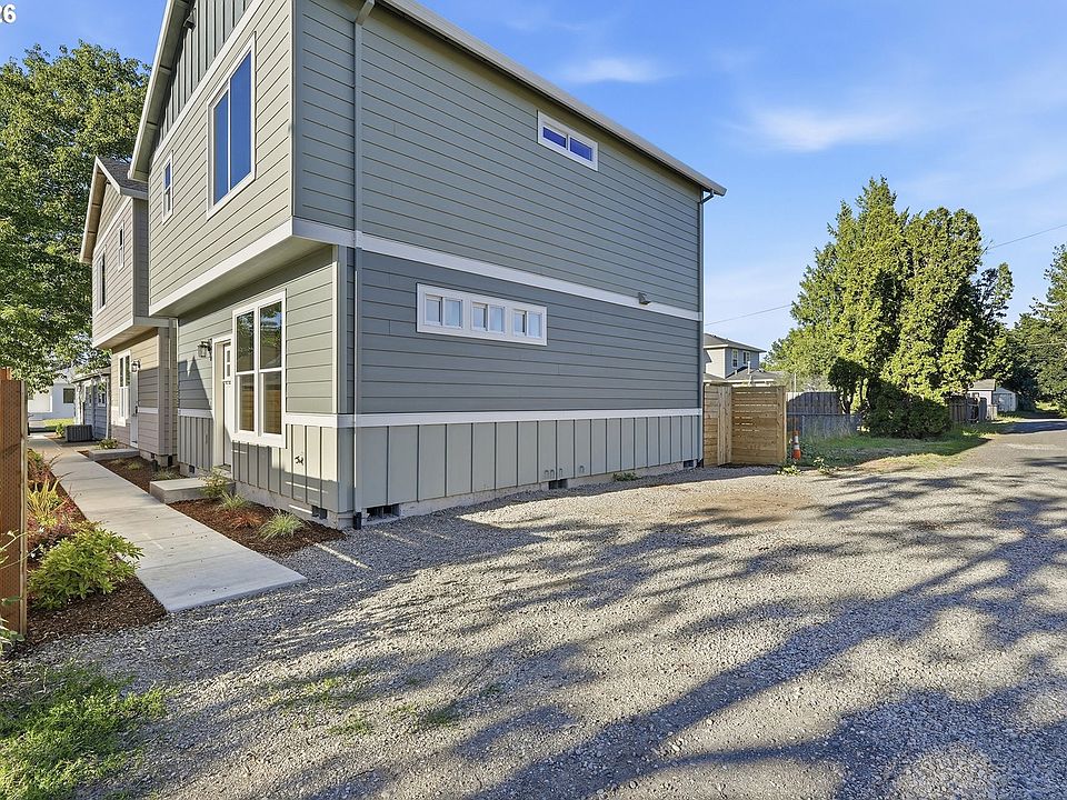 1st image of 5220 SE Ramona St