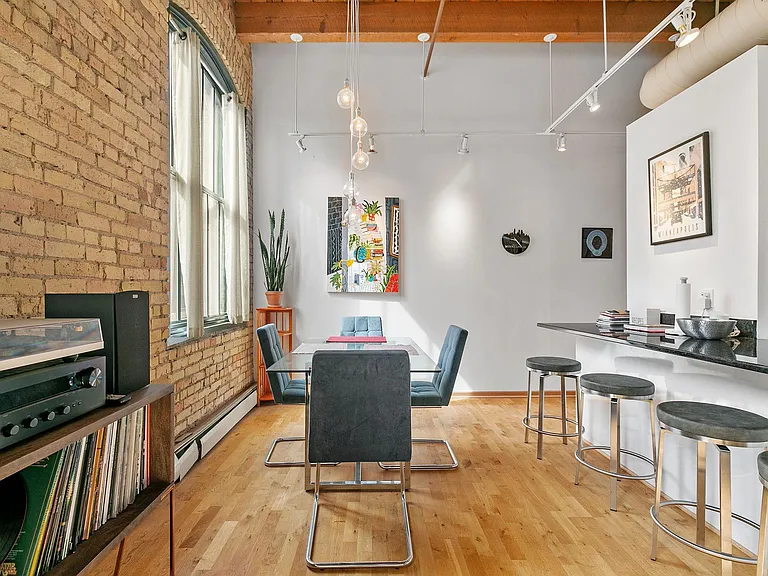 400 N 1st St #308 — Photo 8