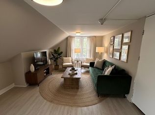 9 Putnam St #2R, Providence, RI 02909