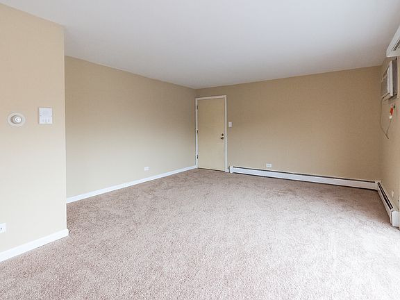 4th image of 4839 W Engle Rd APT 1B