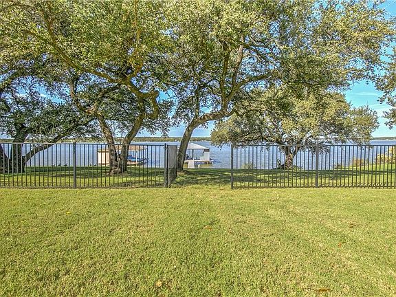 4th image of 3506 Abes Landing Dr