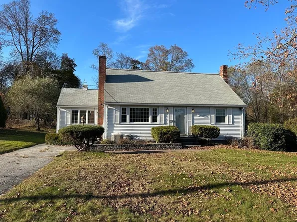 4 Manwell Rd, Chelmsford, MA 01824