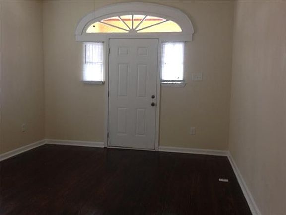 5th image of 939 Saint Maurice Ave