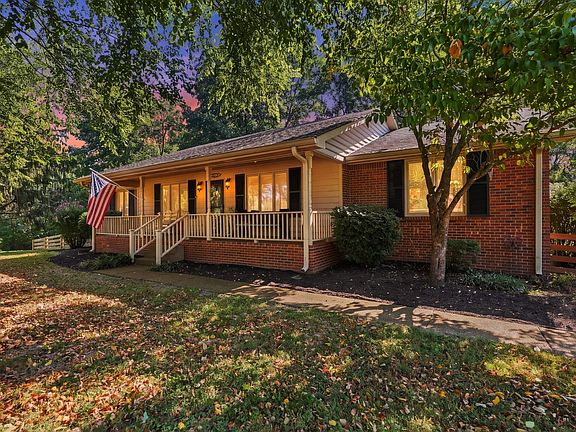 2nd image of 356 View Ridge Dr