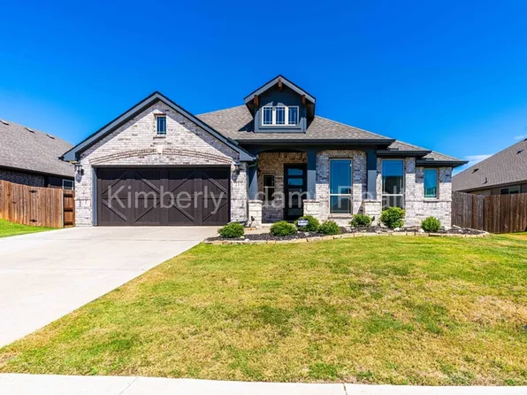 213 Lariat Trl, Waxahachie, TX 75165