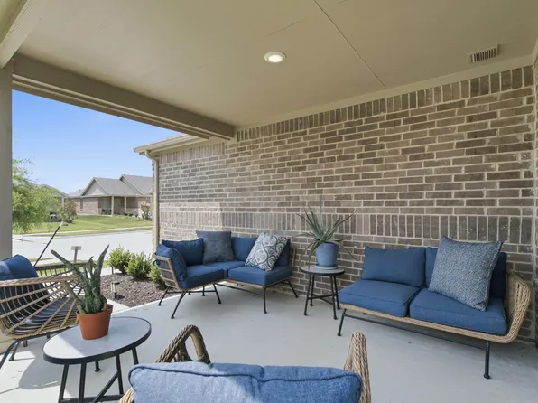 1028 Naranjos Dr, Haslet, TX 76052