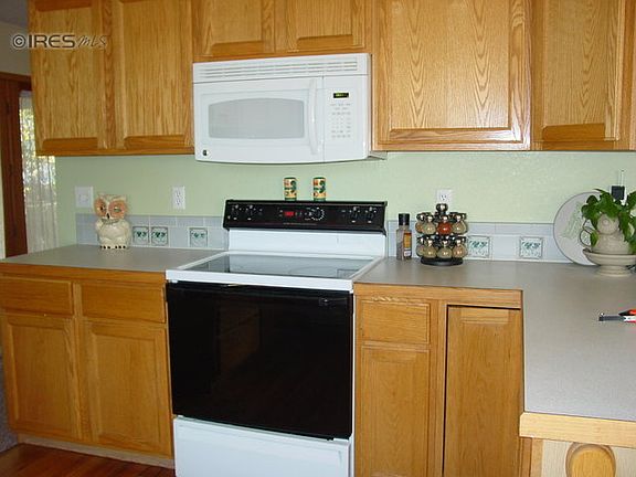 3rd image of 727 Goodrich Ct