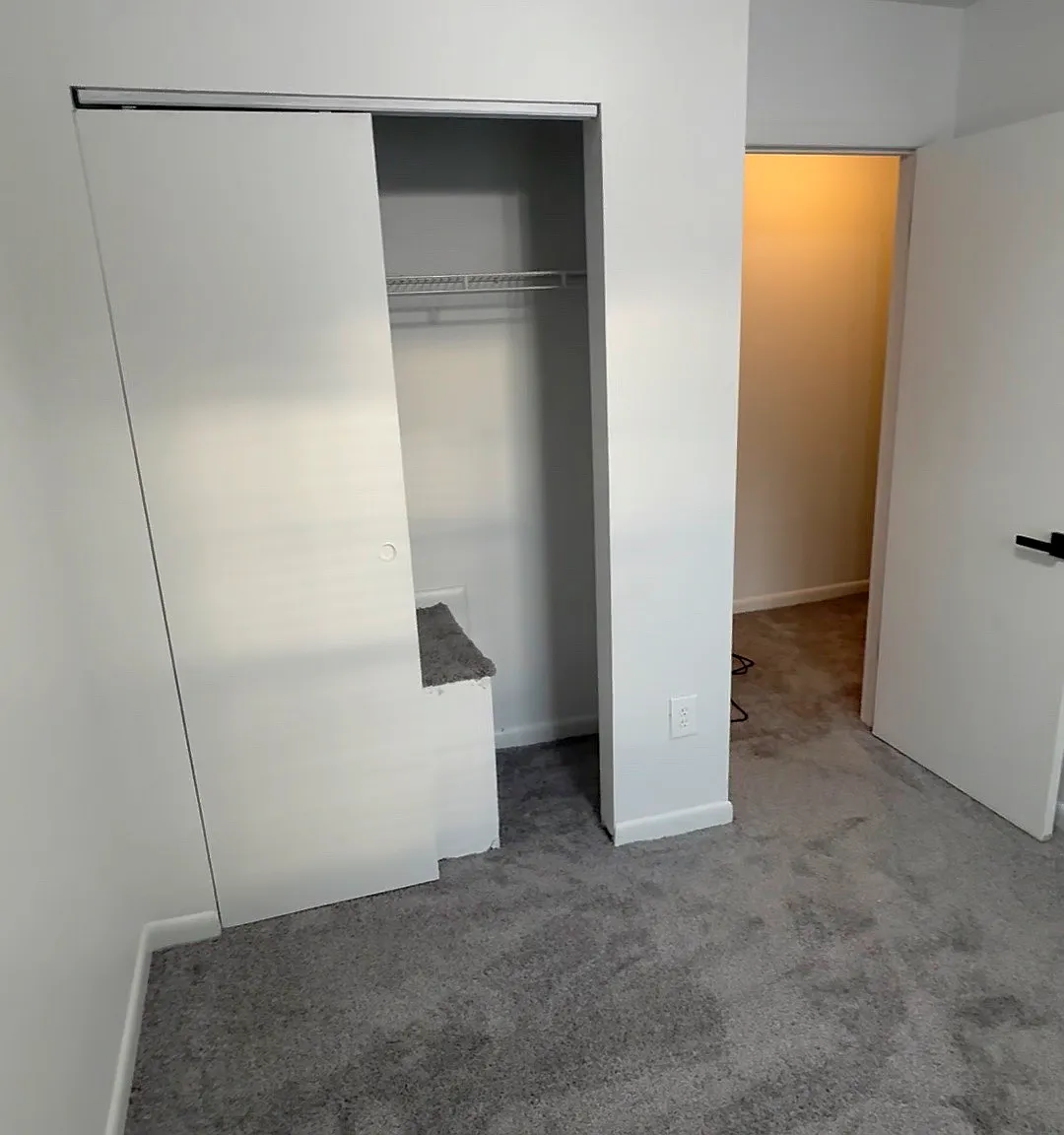 4 bed, 2.5 bath, 1600 sqft, $850 — Photo 4