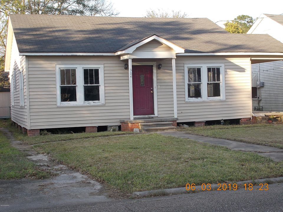 1st image of 304 4th St