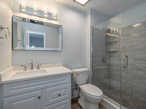 5th image of 12827 Ramsgate Ct