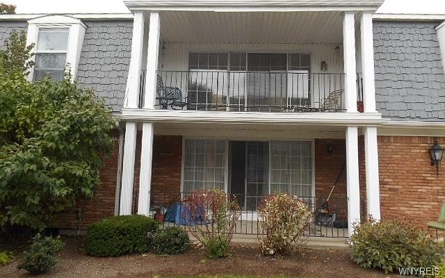 1st image of 60 Hamlin Sq APT 7