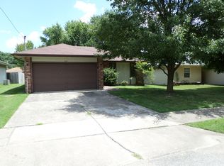 208 N Monte Vista Ave, Springfield, MO 65802