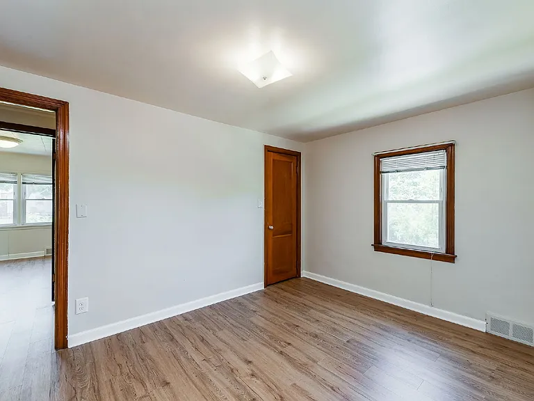 716 Walnut St #2 — Photo 7
