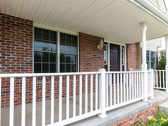3rd image of 9411 White Hall Ln