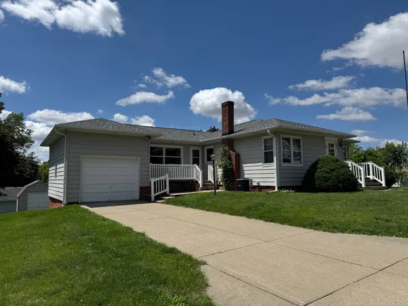307 W Esbeck St, Kimballton, IA 51543