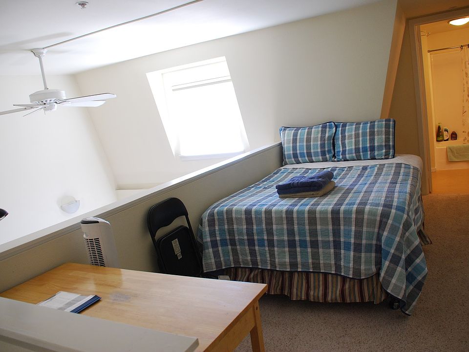 Full Size bed upstair