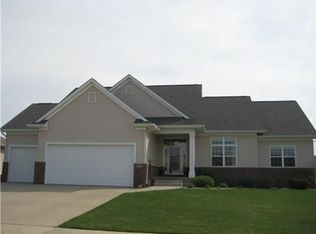 845 Hemlock Ct, Robins, IA 52328